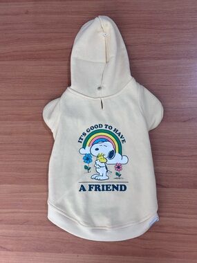Peanuts Snoopy Dog Hoodie Sweater Yellow Size Large